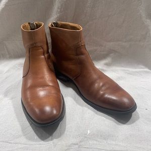 Kenneth Cole New York's leather Roy Ankle Boots in Tan Size 9.5